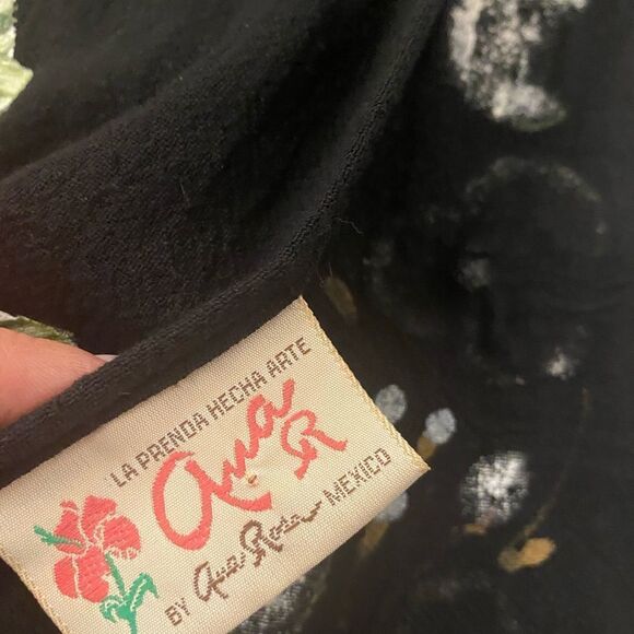 Ana R. By Ana Rosa 100% floral handmade scarf/ shawl , made in Mexico - Picture 11 of 11